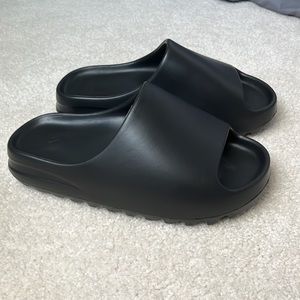 Yeezy Slides